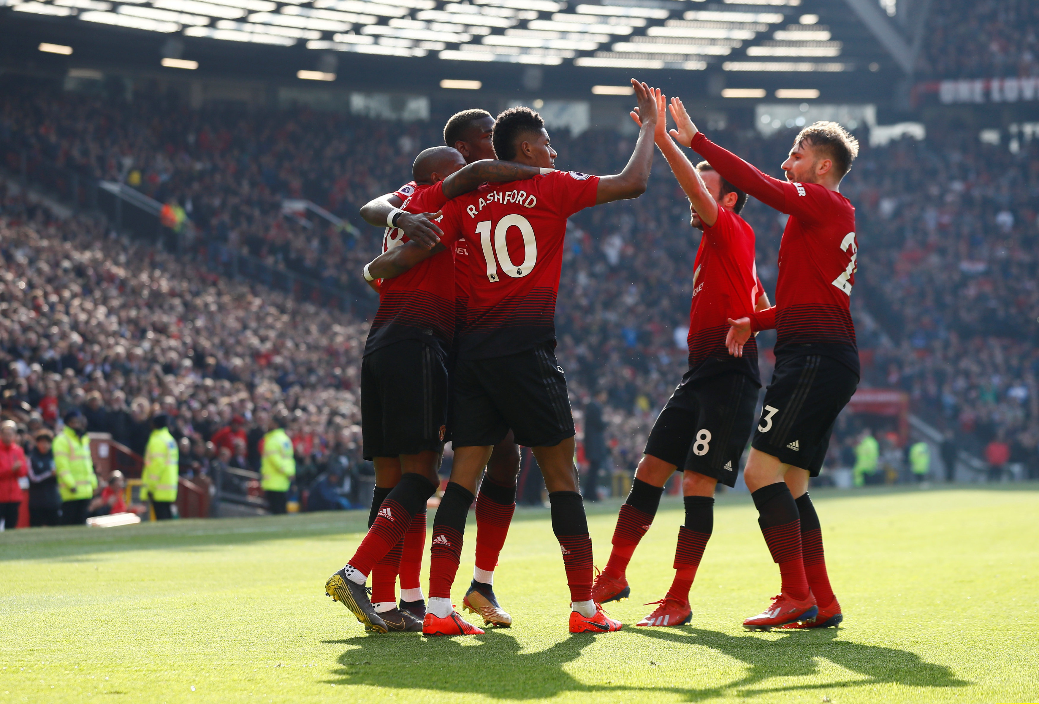 仅展示了他 仅展示了他