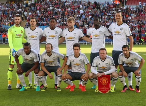 際足壇中 際足壇中